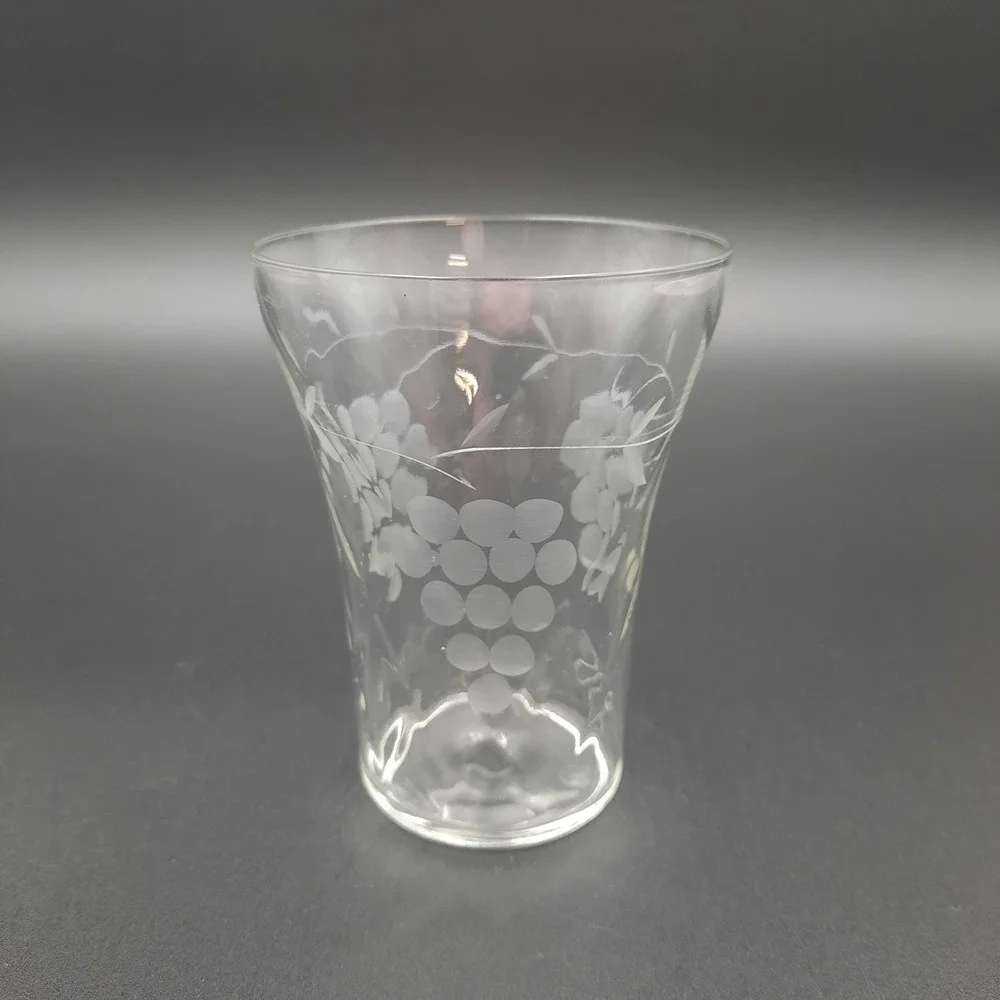 Vintage Etched Crystal‎ Tumbler with Grape Cluster Design